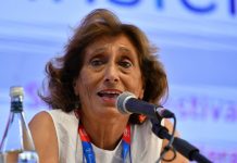 Amiry, la scrittura serve a non dimenticare durante la guerra