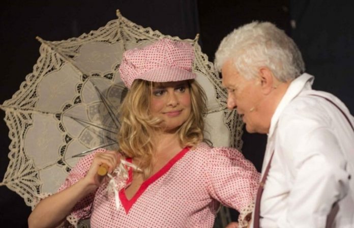 mivolevafo Nicola De Buono con Debora Caprioglio