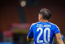 Zielinski e un collaboratore positivi al Covid nel Napoli
