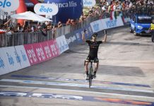 Positivo al coronavirus, Simon Yates si ritira dal Giro d’Italia