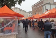 Primo giorno dei mercati contadini con nuovo assetto