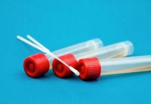 Meno decessi per Covid ma la curva sale, 7 regioni in “codice rosso”