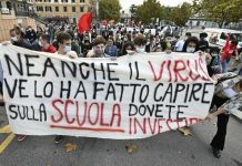 Gli studenti annunciano: oggi sciopero