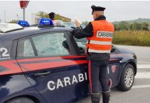 Castiglione, tentano furto al supermercato: denunciati