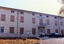 Il palazzetto per ospitare gli alunni, la richiesta dalle famiglie