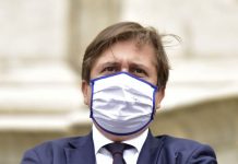 Coronavirus, Sileri “Non si può sottovalutare problema tenuta sociale”