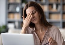 Luce blu, la luteina e la zeaxantina possono salvaguardare gli occhi