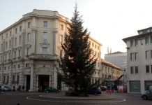 Natale senza bancarelle e fuochi ma almeno con albero e presepe