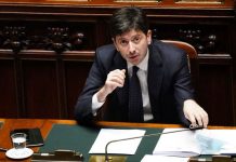 Speranza “Se abbassiamo guardia terza ondata Covid dietro l’angolo”