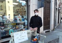 Edicola della solidarietà in via Frattini