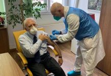 Covid, De Luca tra i primi vaccinati, è polemica