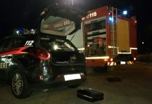 Fiamme dal camino, brucia il tetto Coppia di anziani resta senza casa