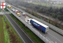 Frontale sulla tangenziale, un morto e due feriti