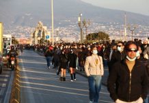 Covid, cambia la mappa dei colori: Regioni divise sulla zona unica