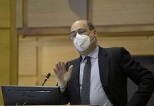 Covid, Zingaretti “Salvini rischia di portare l’Italia fuori strada”