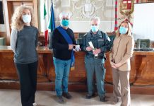 Servizio durante l’emergenza Covid, medaglia a dipendente della Provincia