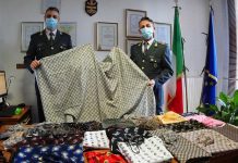Blitz Gdf, sequestrate mascherine e tessuti con marchi contraffatti e decorazioni di carnevale pericolose