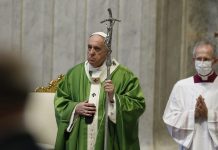 Myanmar, Papa “Anche io mi inginocchio, cessi la violenza”