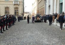 Il commosso addio dell’Arma al maresciallo Pietro Taurino