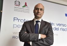 Vaccini, Curcio “L’unico criterio deve essere l’età”