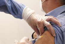 Vaccino, prime dosi Johnson & Johnson dalla seconda metà di aprile