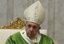 Vaccino, Papa “Strumento essenziale nella lotta alla pandemia”