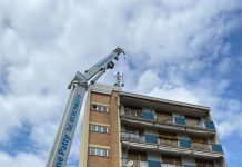 Nuova antenna in via Dugoni a Mantova, residenti allarmati sui socia