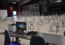 Vaccinazioni, prenotazioni tra le 20 e 21 ma l’hub chiude prima