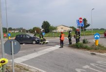 Scooter contro auto: muore un 49enne di Gonzaga