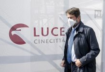 Cinema, torna l’obbligo di uscita in sala prima dello streaming