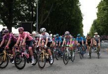 Merlier vince in volata 2^ tappa a Novara, Ganna resta rosa