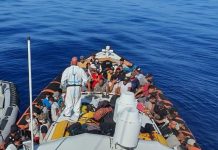 Nuova ondata di sbarchi a Lampedusa, altri avvistamenti nel Mediterraneo