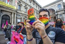 Omotransfobia, secondo un sondaggio 60% italiani favorevole a ddl Zan