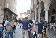 Confesercenti, crollo dei consumi: – 5 mila euro a famiglia nel 2020