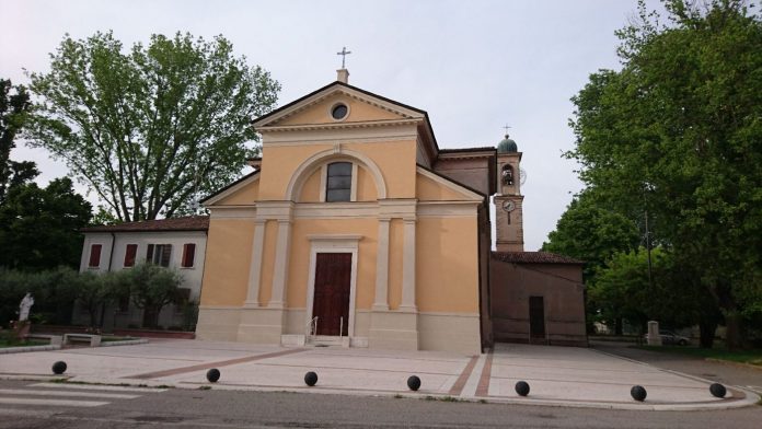 La chiesa di Roncoferraro