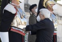 2 Giugno, Mattarella “Grati a chi ha difeso la Repubblica”