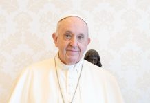 Papa Francesco “I bambini sono il futuro, garantirne salute e serenità”