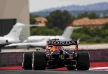 Verstappen guida le libere in Francia, Mercedes inseguono