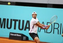 Berrettini e Sonego avanzano a Londra, Giorgi e Mager Ko