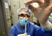 Ats conferma la linea dura: per i camici No Vax terzo (e ultimo) richiamo