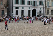 No vax ancora in piazza: slogan per De Donno e contro Draghi