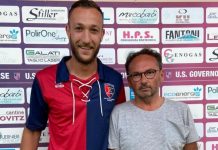 Calcio Eccellenza – La Governolese blinda la difesa con Belfanti Edoardo Belfanti col dirigente Lorenzo Maccari