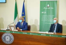 Vaccino rallenta curva covid ma un over 50 su 4 è ancora senza dose