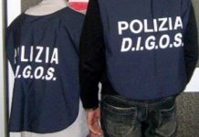 Rifiuti contro la sede del Pd, denunciato 25enne