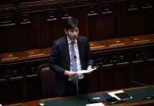 Speranza “Non escludiamo l’obbligo vaccinale se è necessario”