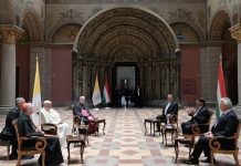 Papa Francesco incontra Orban. “Mantenere radici senza arroccamenti”