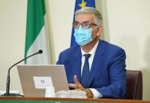 Covid, Brusaferro “Curva cala, in Italia circolazione più contenuta”