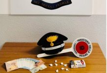 Denunciati per spaccio di cocaina al parco