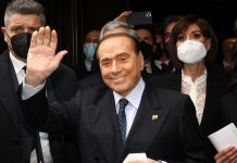 Berlusconi “Credo sia il momento giusto per tornare a Roma”