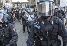Scontri al corteo no Green Pass a Roma, attaccata sede Cgil